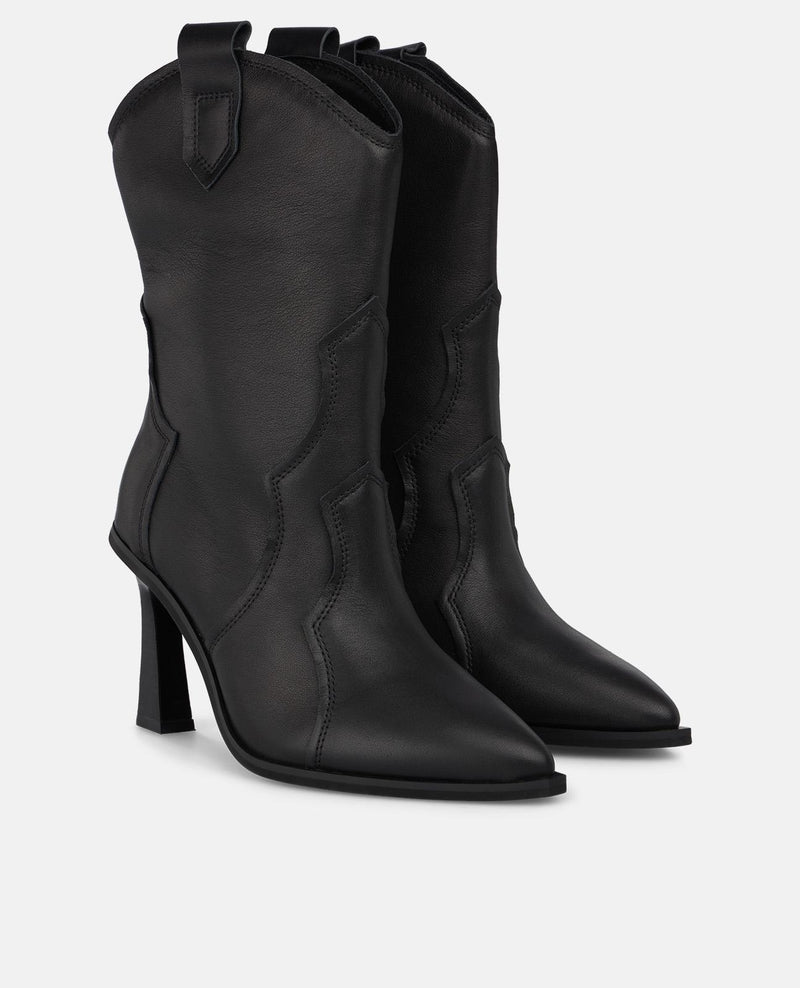 BOTÍN BORDADO TACÓN