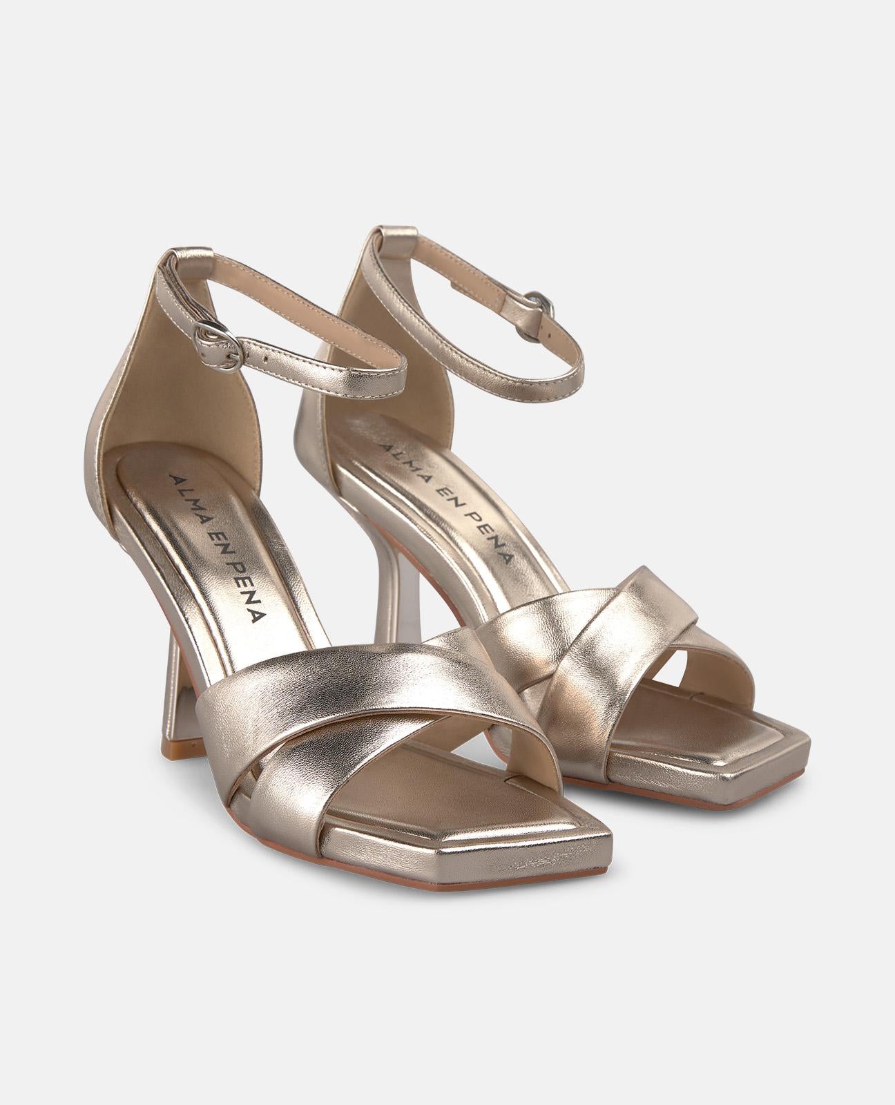 SANDALIA TACON TIRAS CRUZADAS