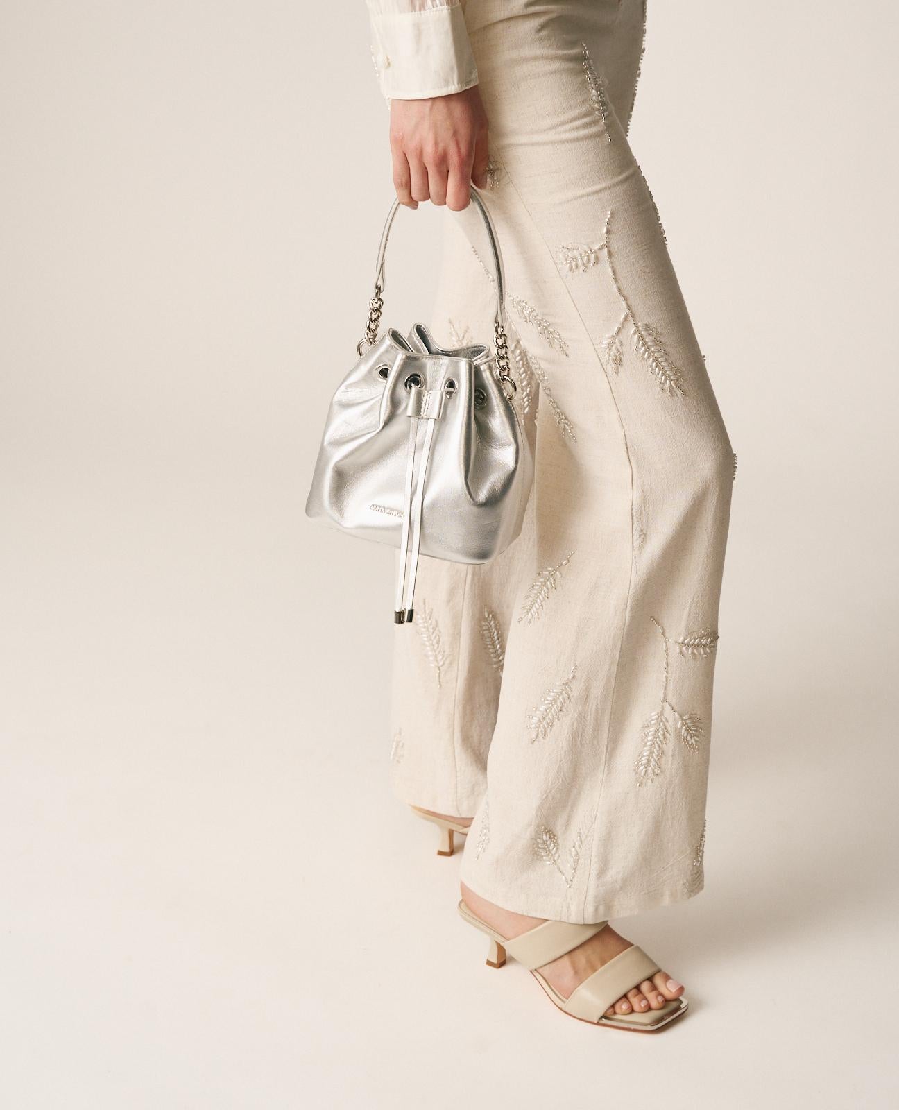 BOLSO BOMBONERA CON ASA