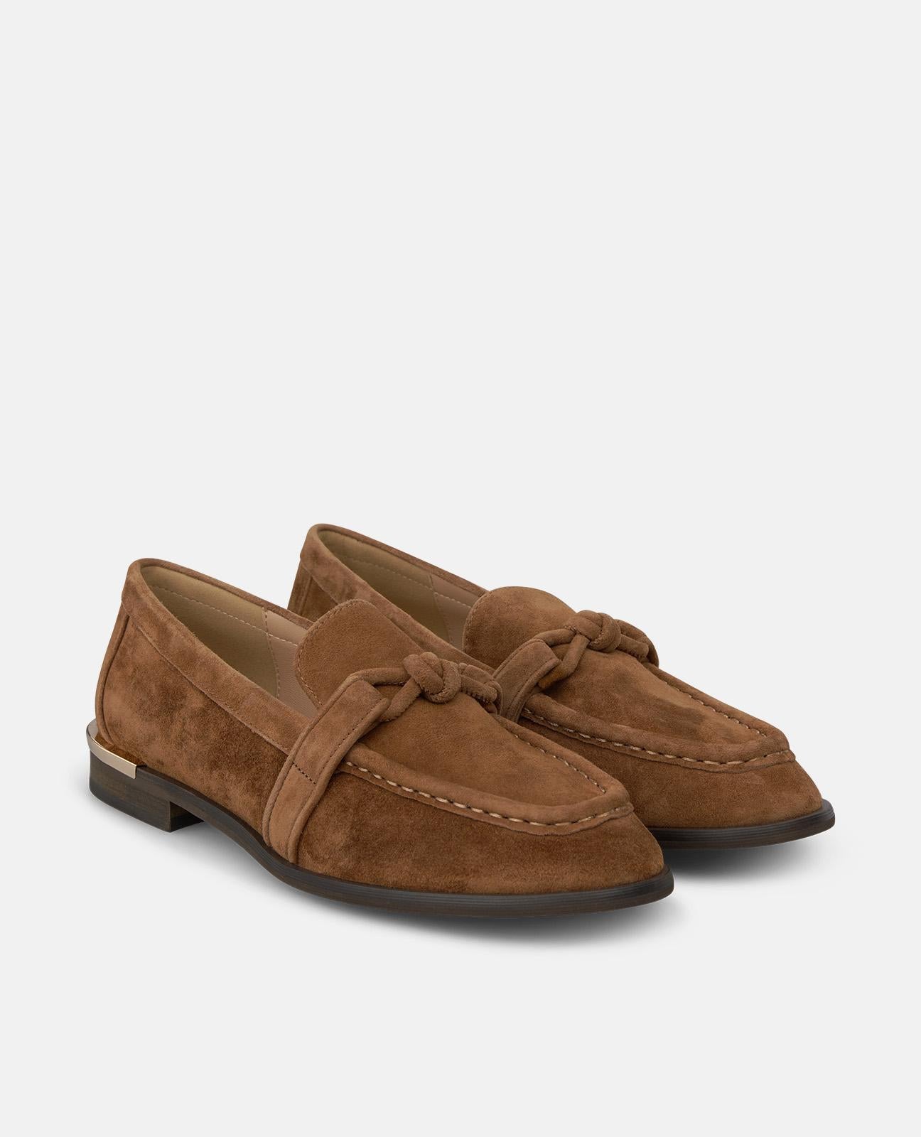MOCASÍN ANTE CON DETALLE NUDO