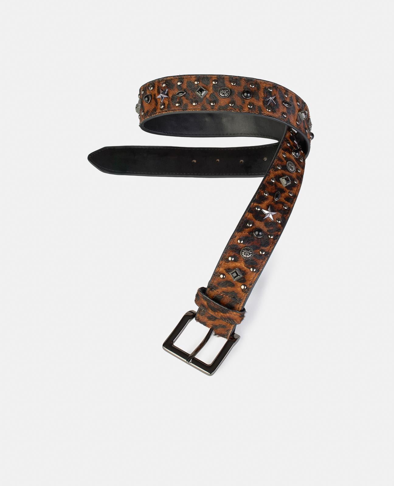 CINTURÓN DETALLE TACHAS