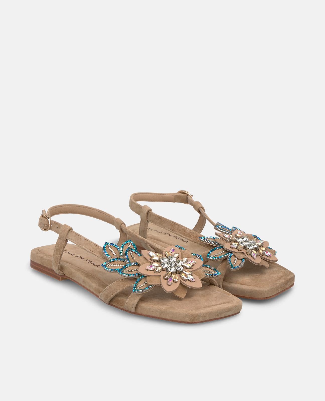 SANDALIA PLANA TIRA CON DETALLE FLOR