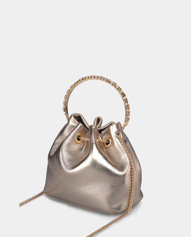 HANDTASCHE MIT STRASSBESETZTEM GRIFF