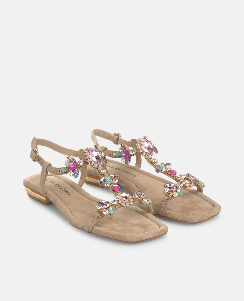 STRAppy SANDALS WITH JEWELRY