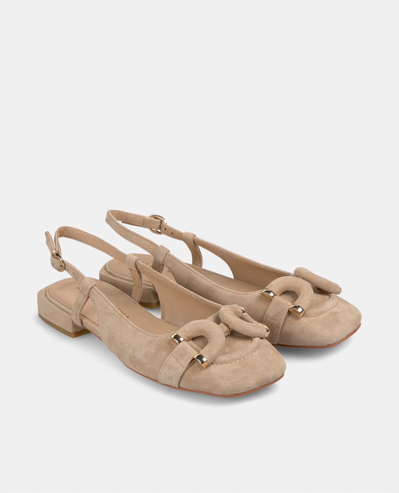 FLACHER SCHUH MIT STEIGBÜGEL