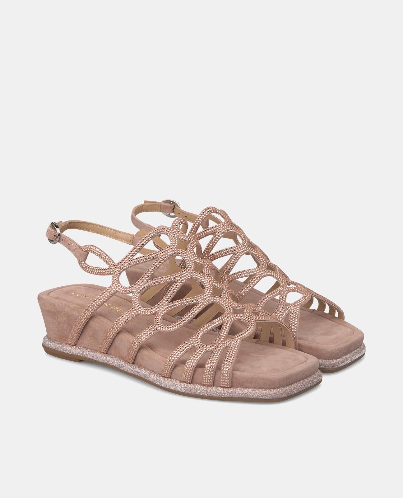 SANDALIA PLATAFORMA CON BRILLO