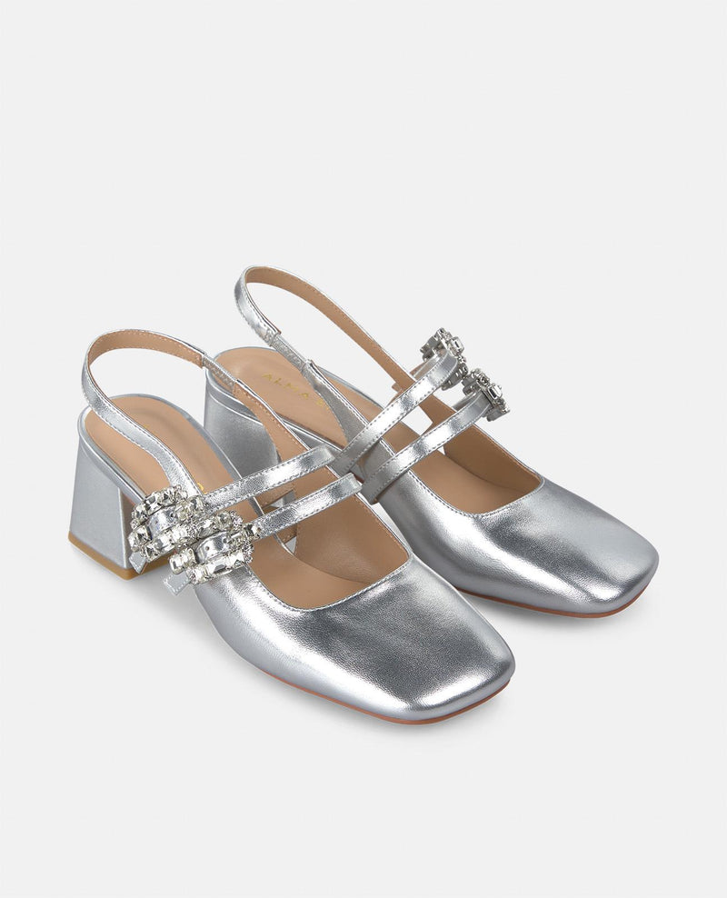 ZAPATO TACÓN HEBILLAS