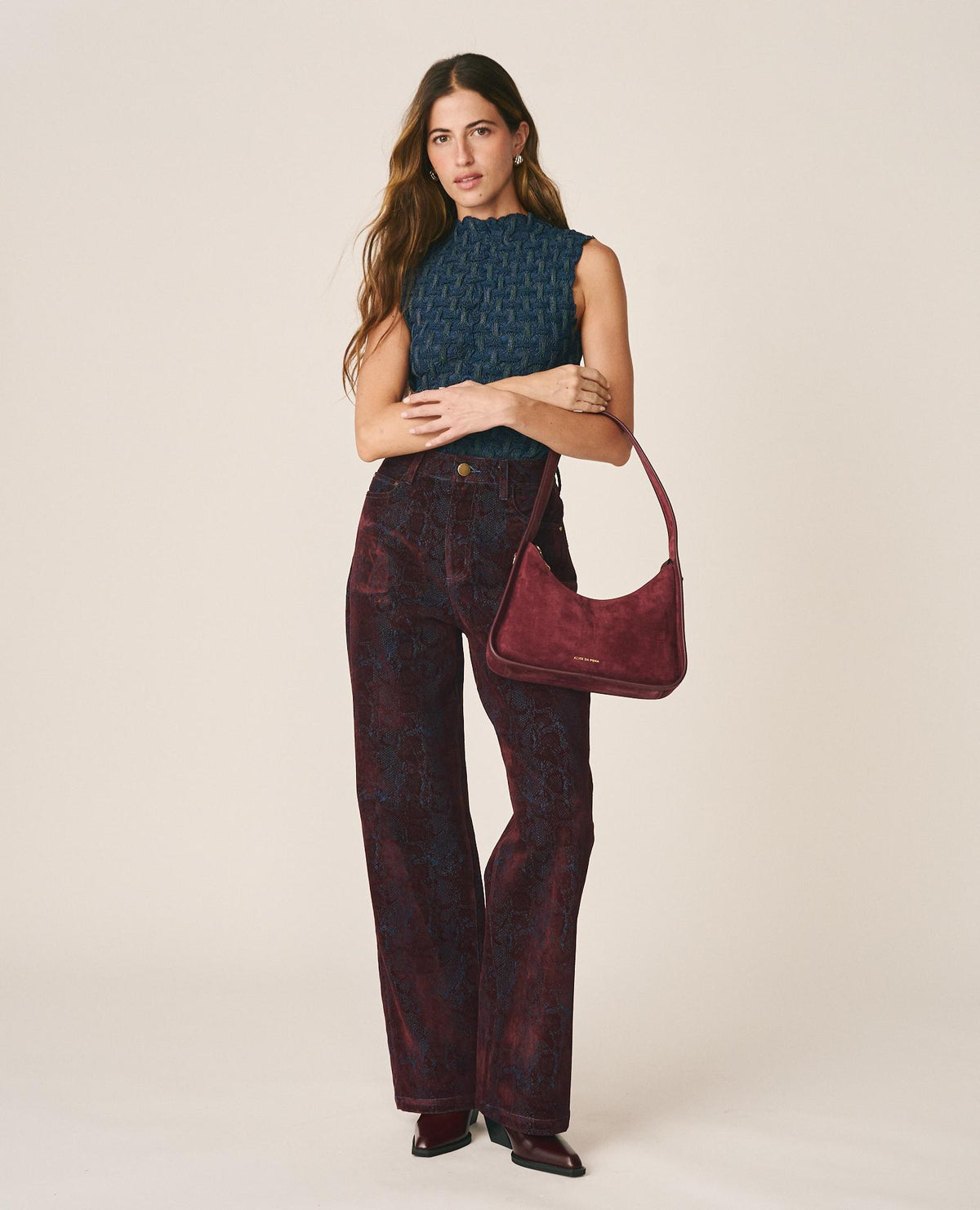 VELVET JEANS