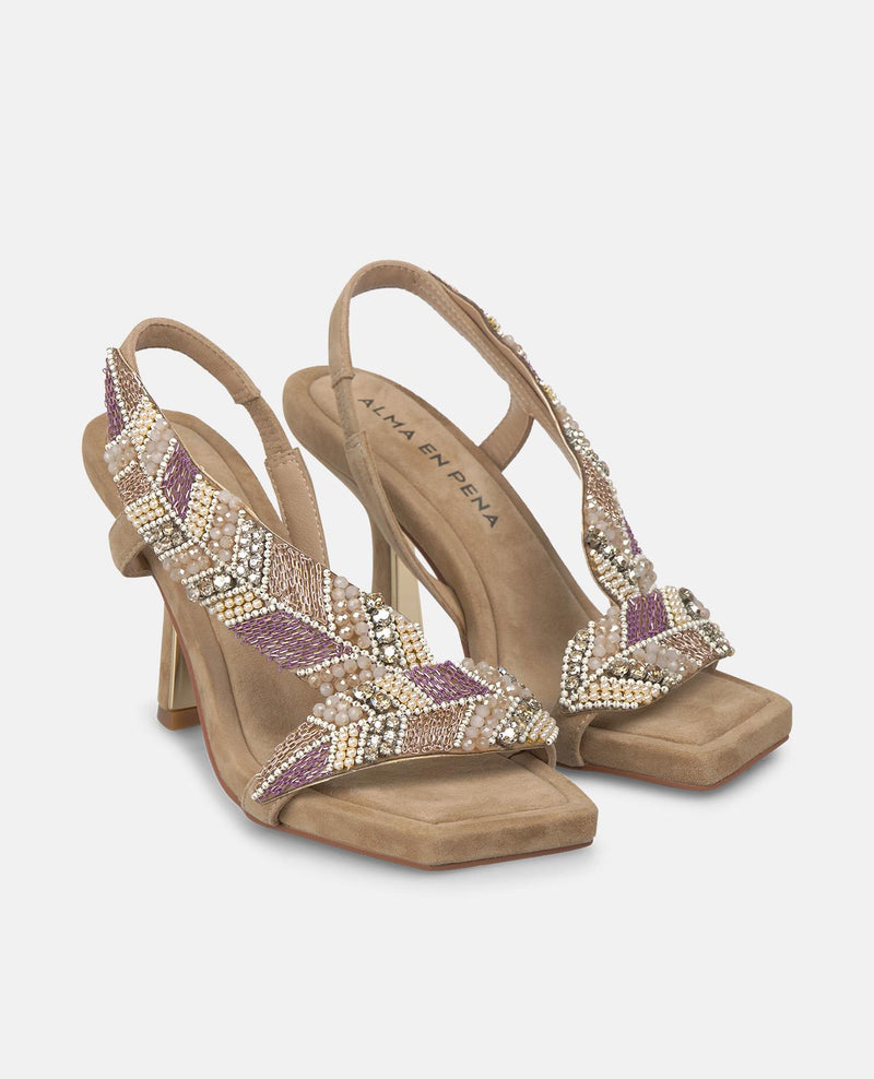 SANDALIA ESPECIAL TACON MEDIO