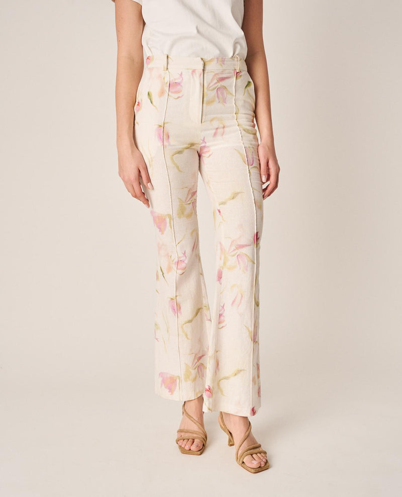 PANTALÓN ESTAMPADO DETALLE