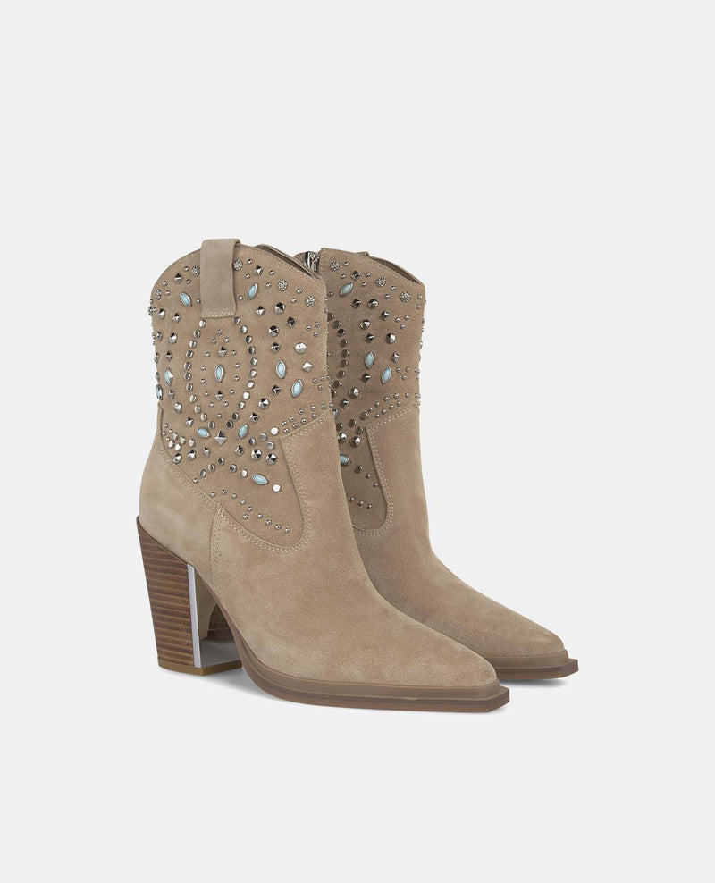 BOTTINES À TALON CLOUTÉ