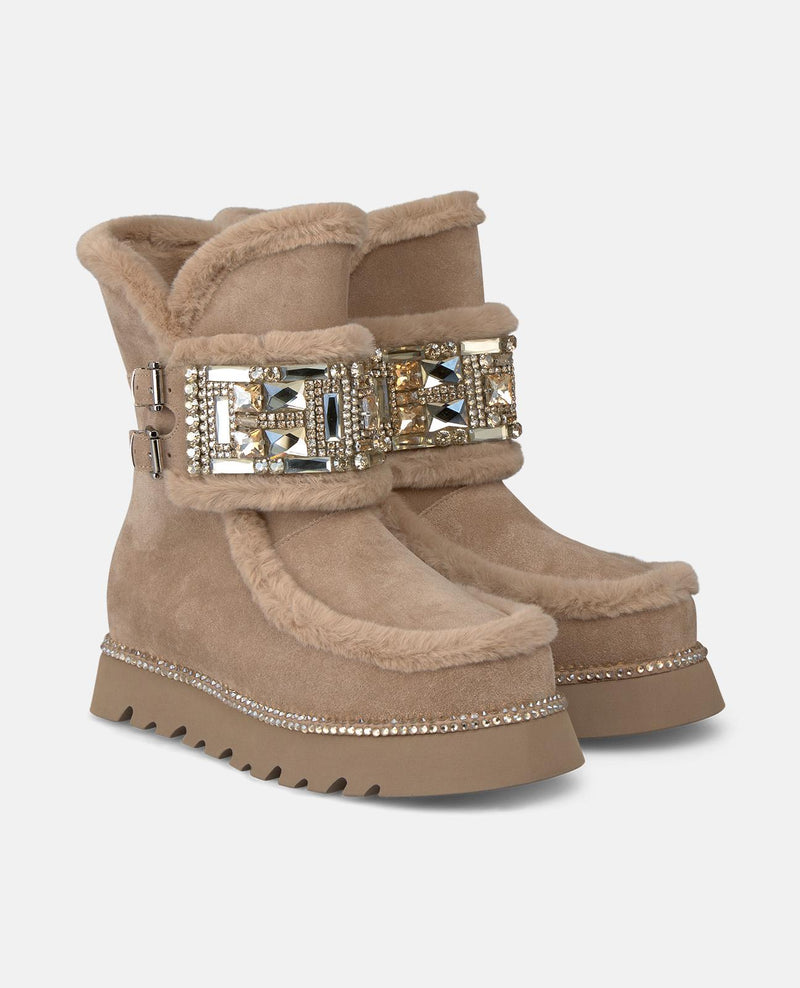 BOTTE DE CHEVILLE EN FOURRURE AVEC BOUCLE