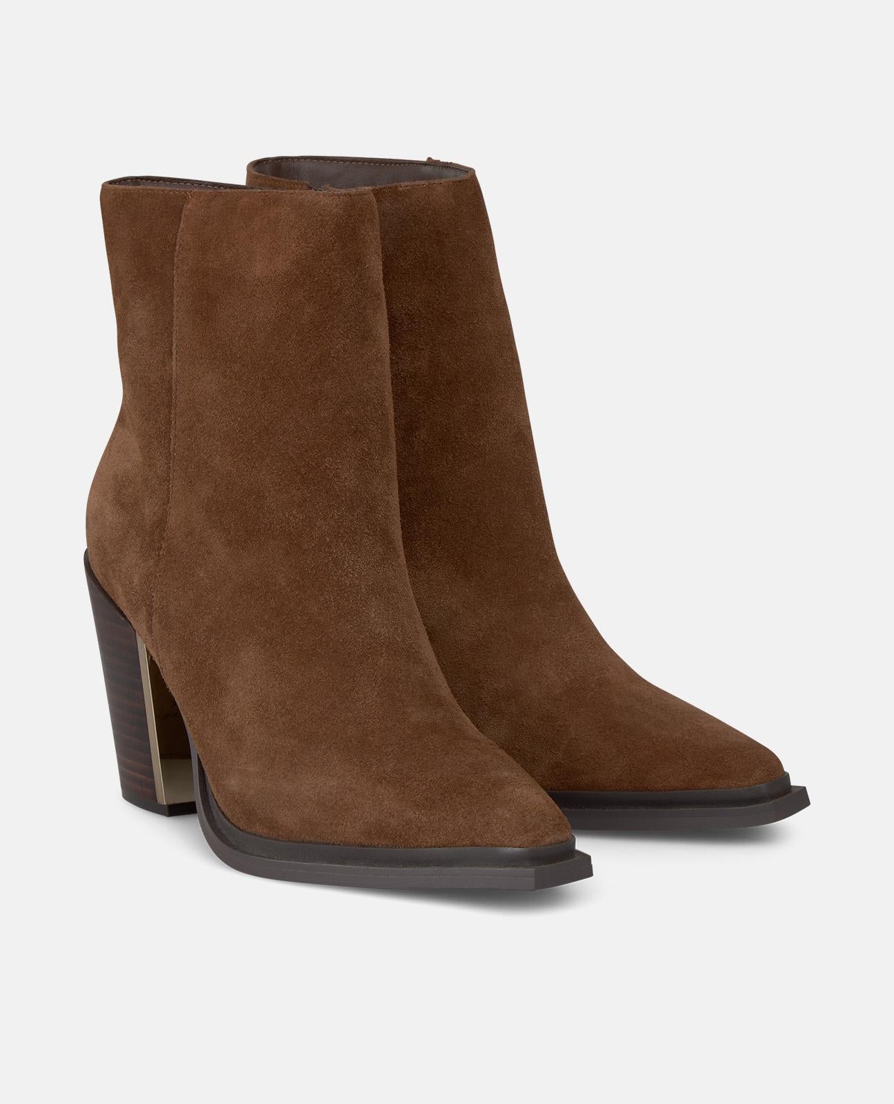 BOTTES DE CHEVILLE HAUTES À TALON LARGE