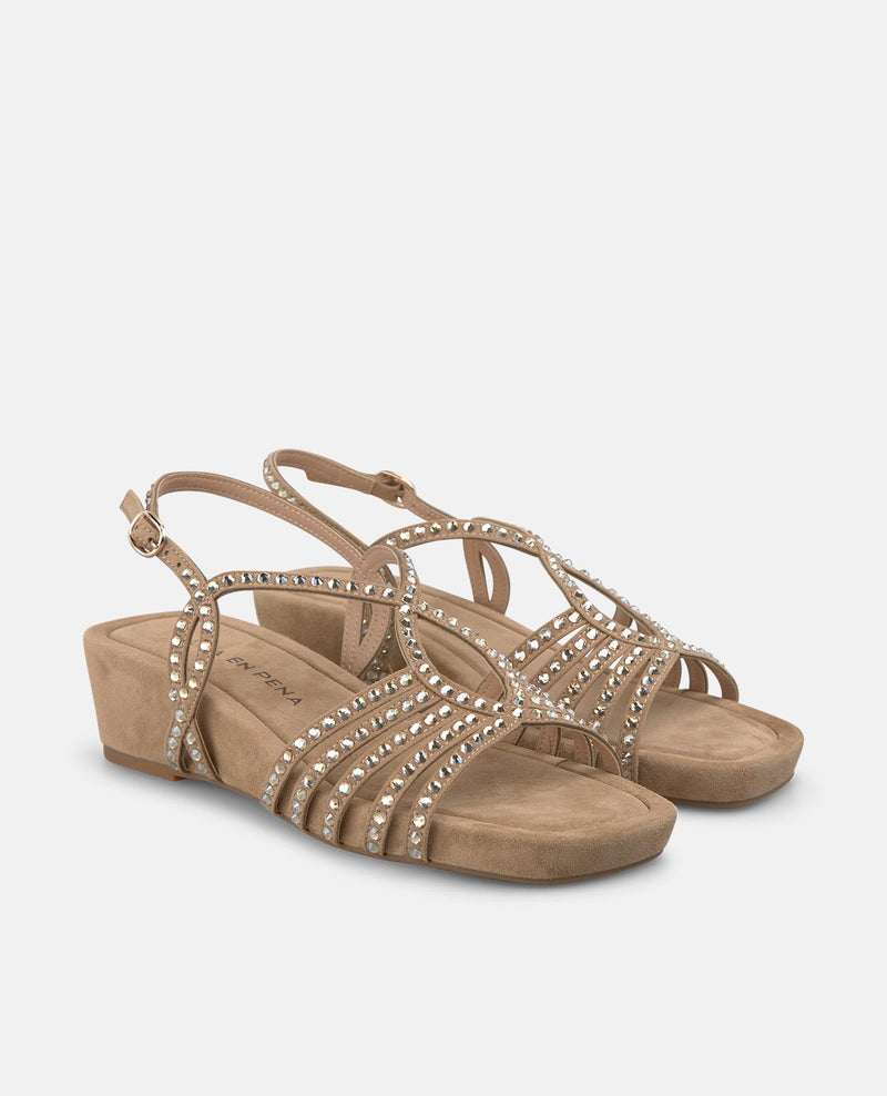 SANDALIA PLATAFORMA MULTITIRA TRANSFER