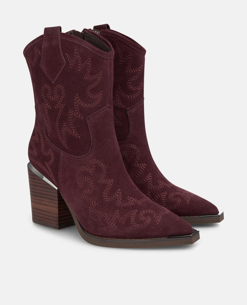 BOTÍN TACÓN BORDADO