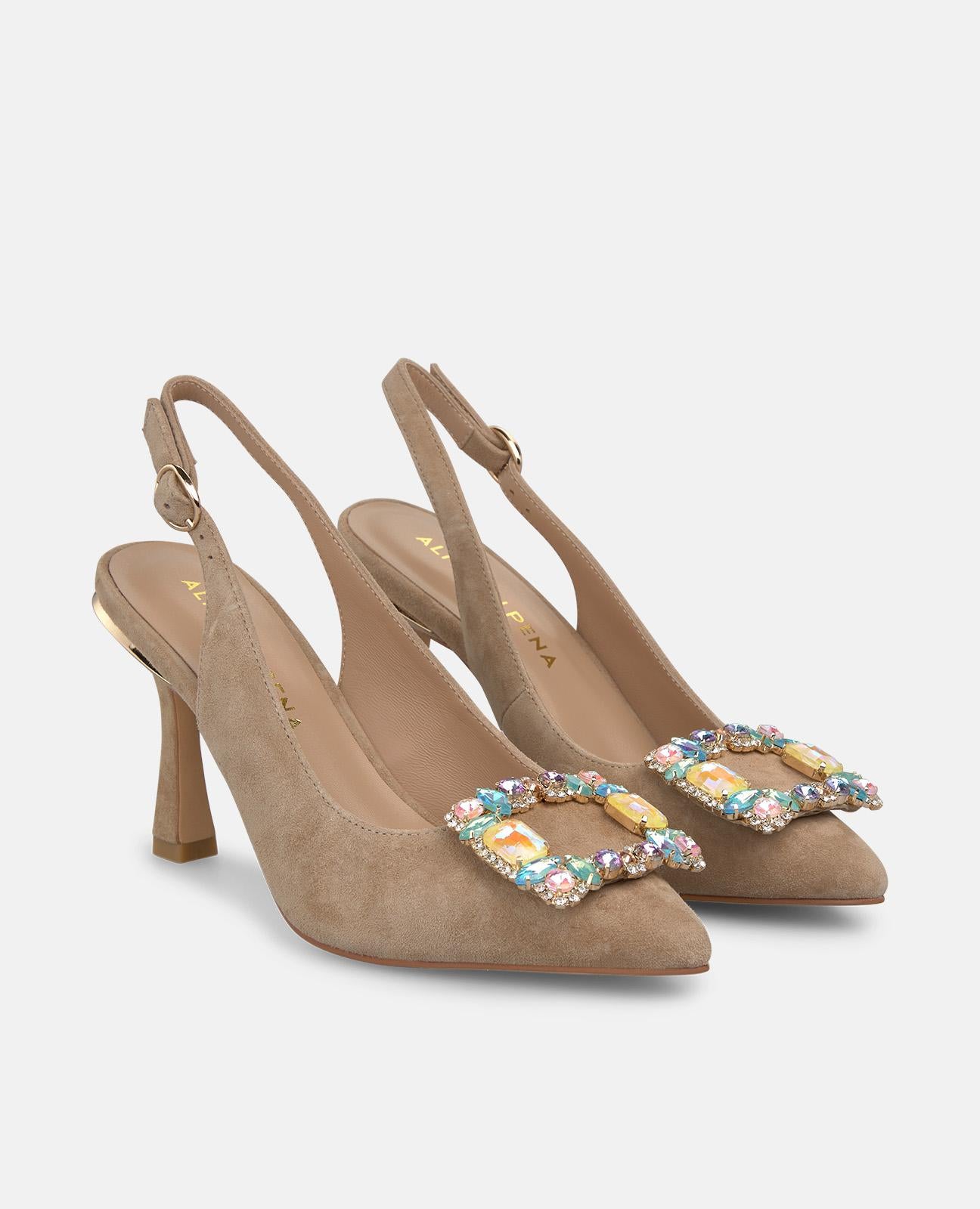FLAT HEELED SHOE WITH MULTICOLORED STONE BUCKLE