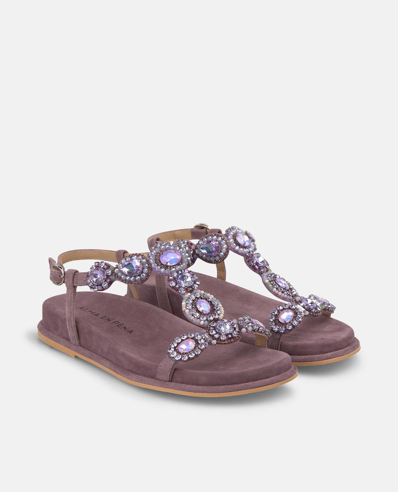 FLAT SANDAL WITH LOW JEWELRY DETAIL