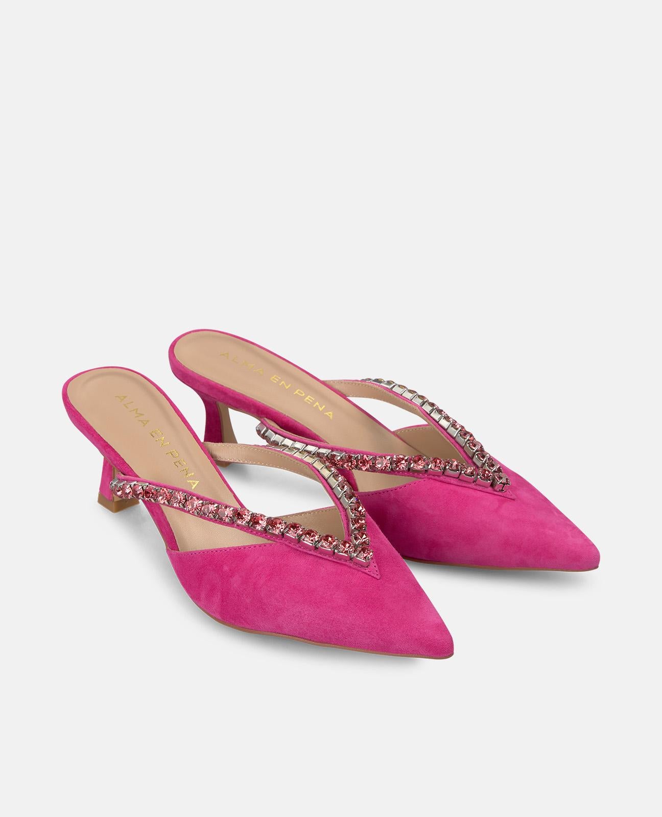 SCARPA CON TACCO GATTINO