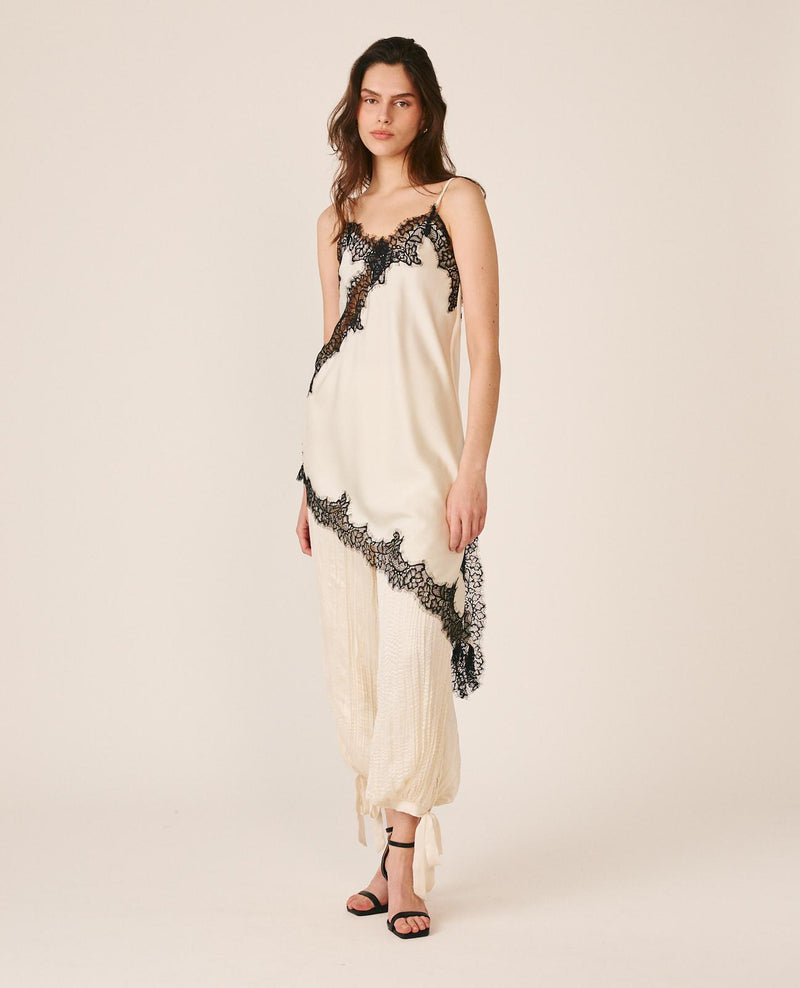 VESTIDO DE LINGERIE