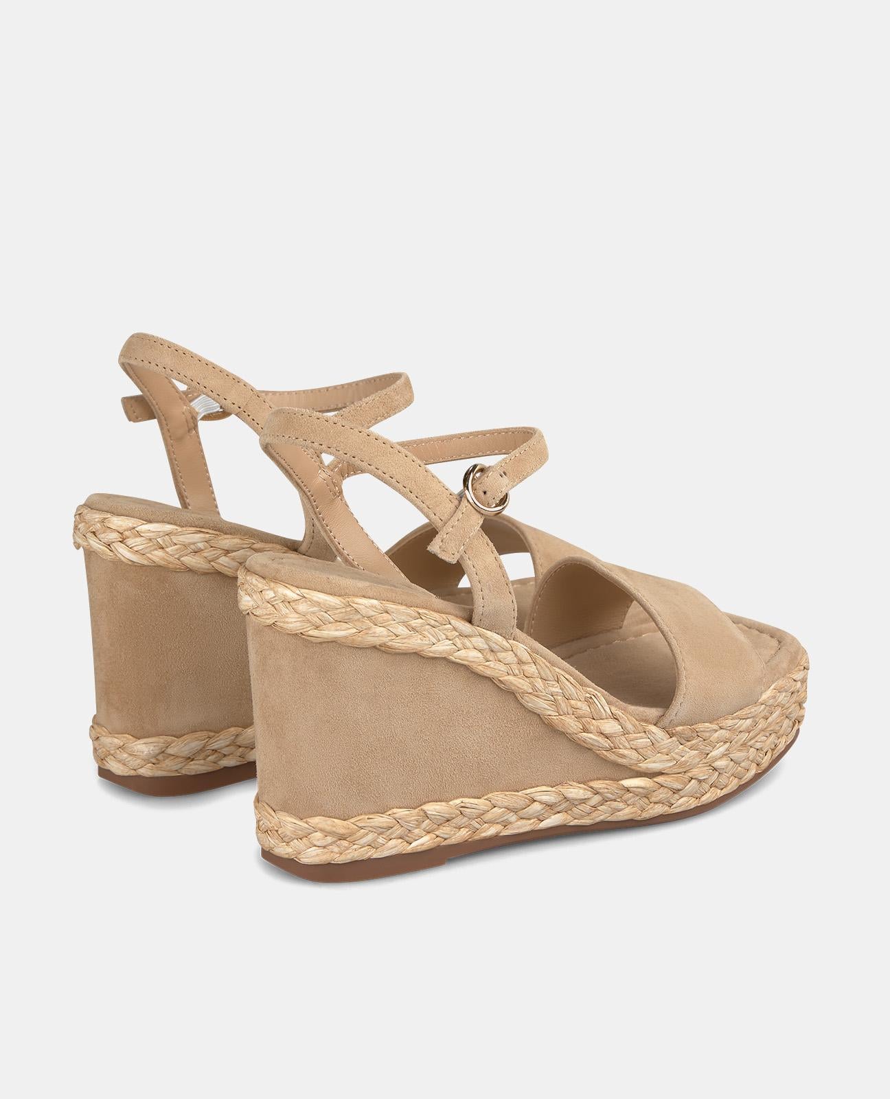 WEDGE WITH BRAIDED DETAIL