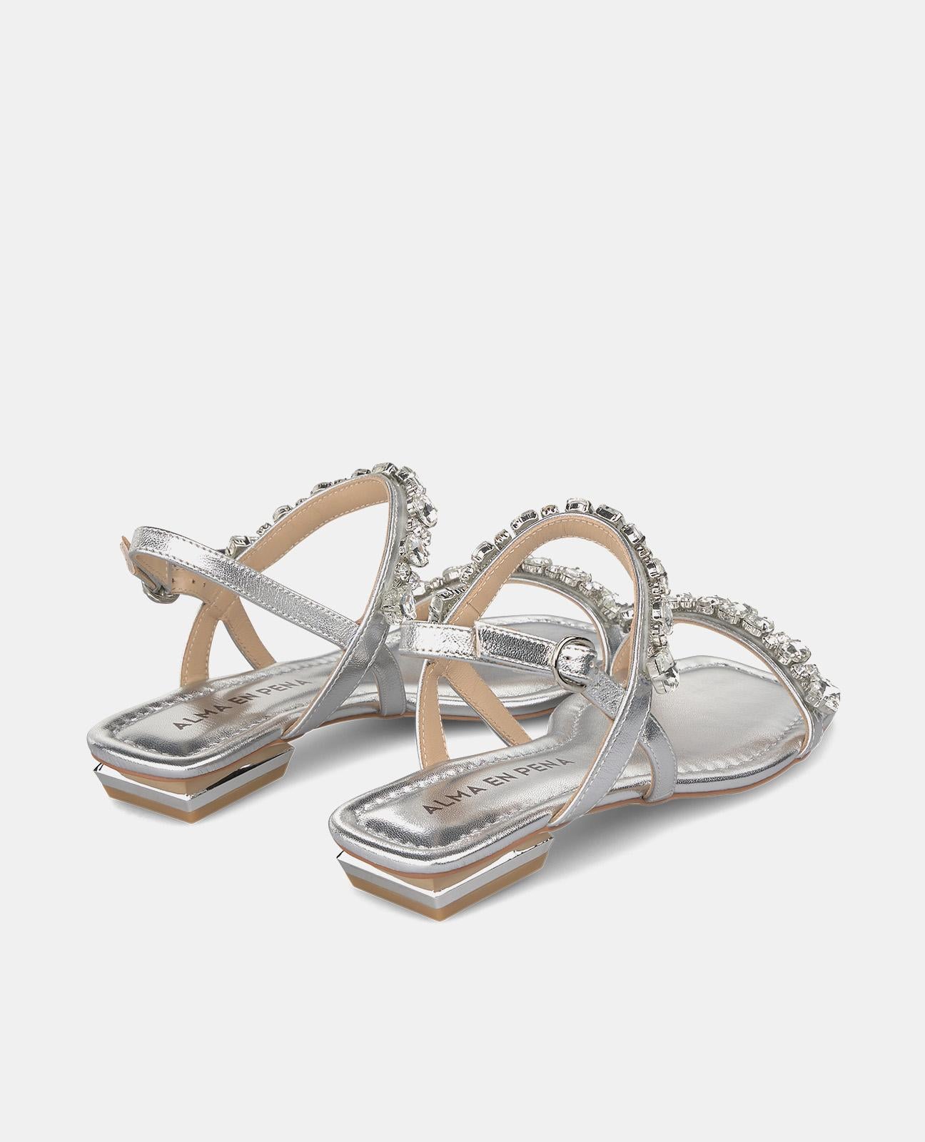 FLAT SANDAL WITH RHINESTONE STRAPS