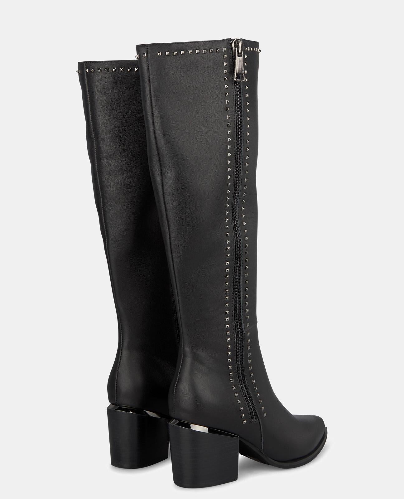 BOOT WITH ZIPPER