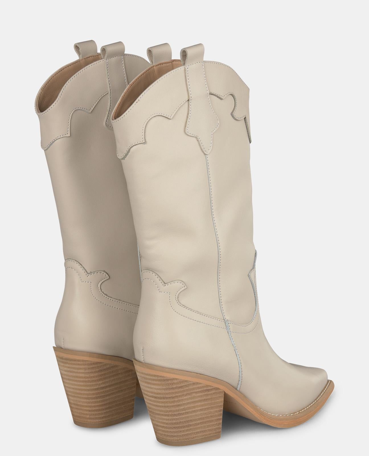 EMBROIDERED HALF-BOOT