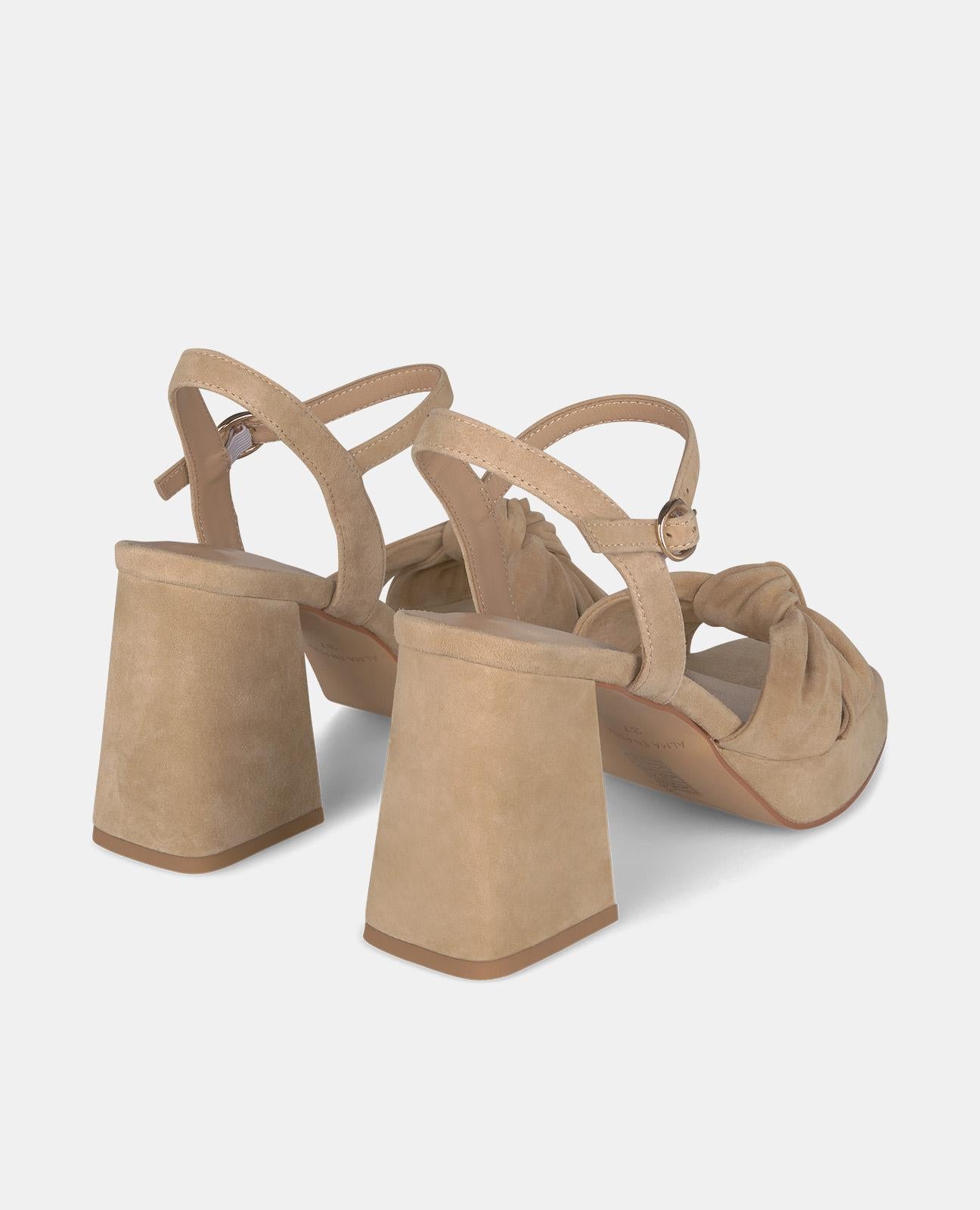 KNOT HEEL SANDAL