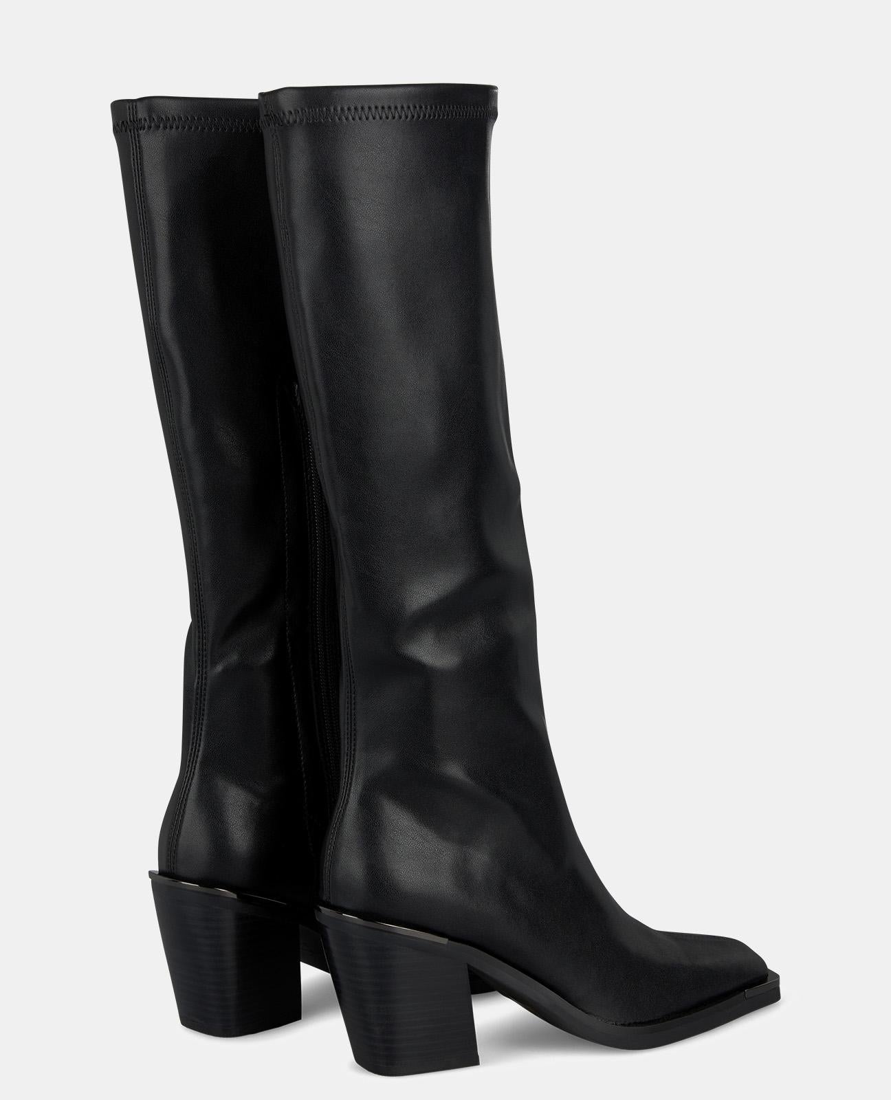 SQUARE TOE HEEL BOOT