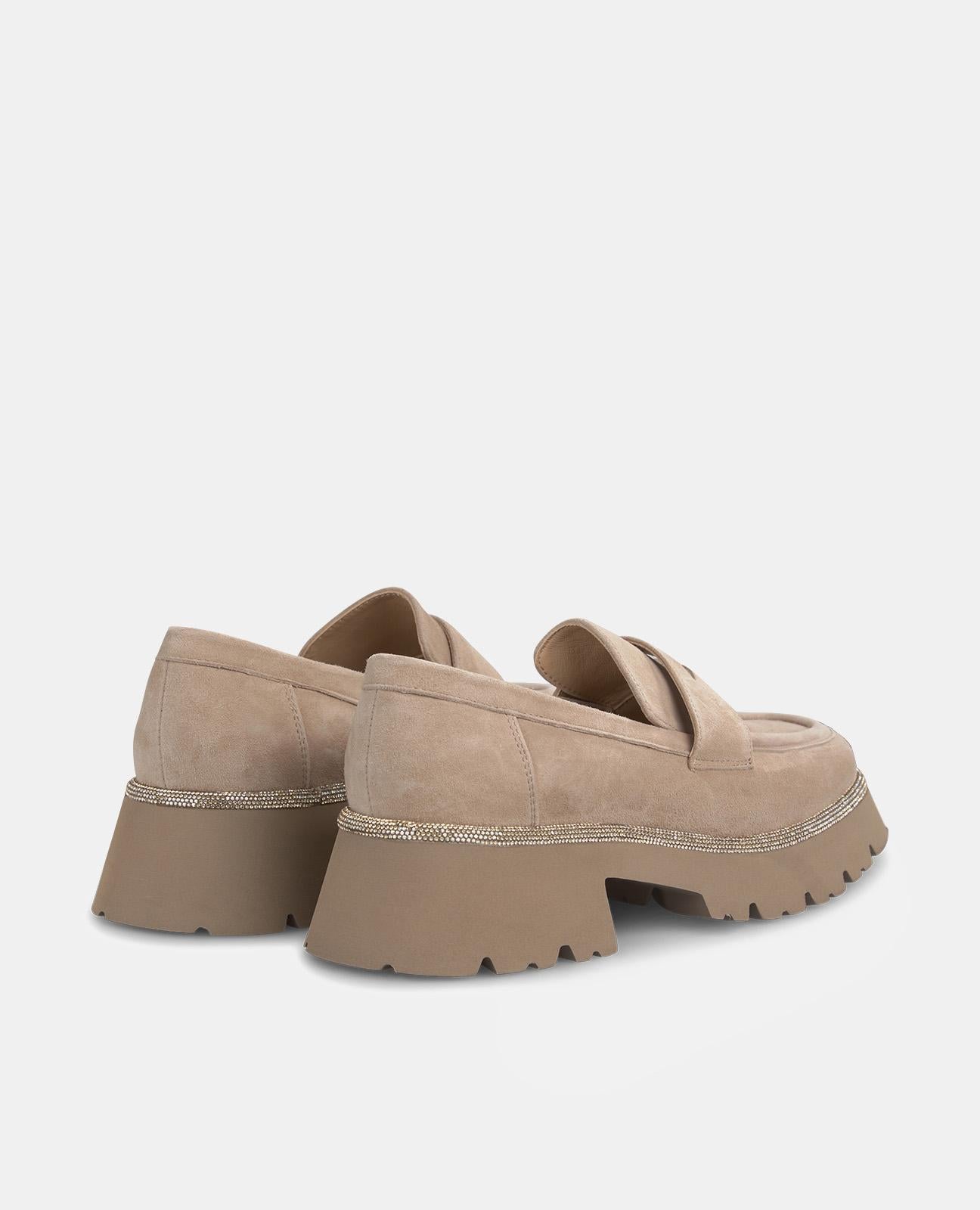 MOCCASIN WITH PLATFORM STRAP