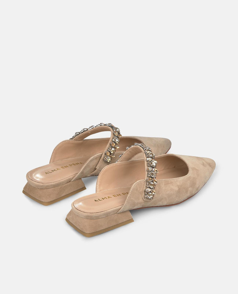 CHAUSSURE À TALON AVEC LANIÈRE EN STRASS