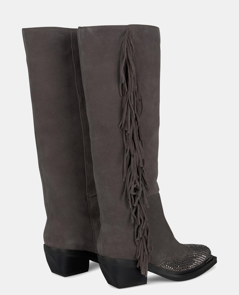 FLACHER STIEFEL MIT FRANSEN