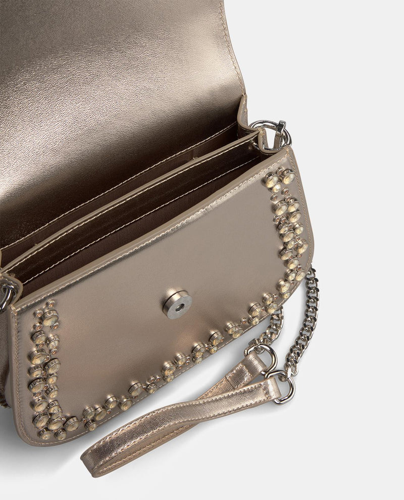 STRASSBESETZTE HANDTASCHE