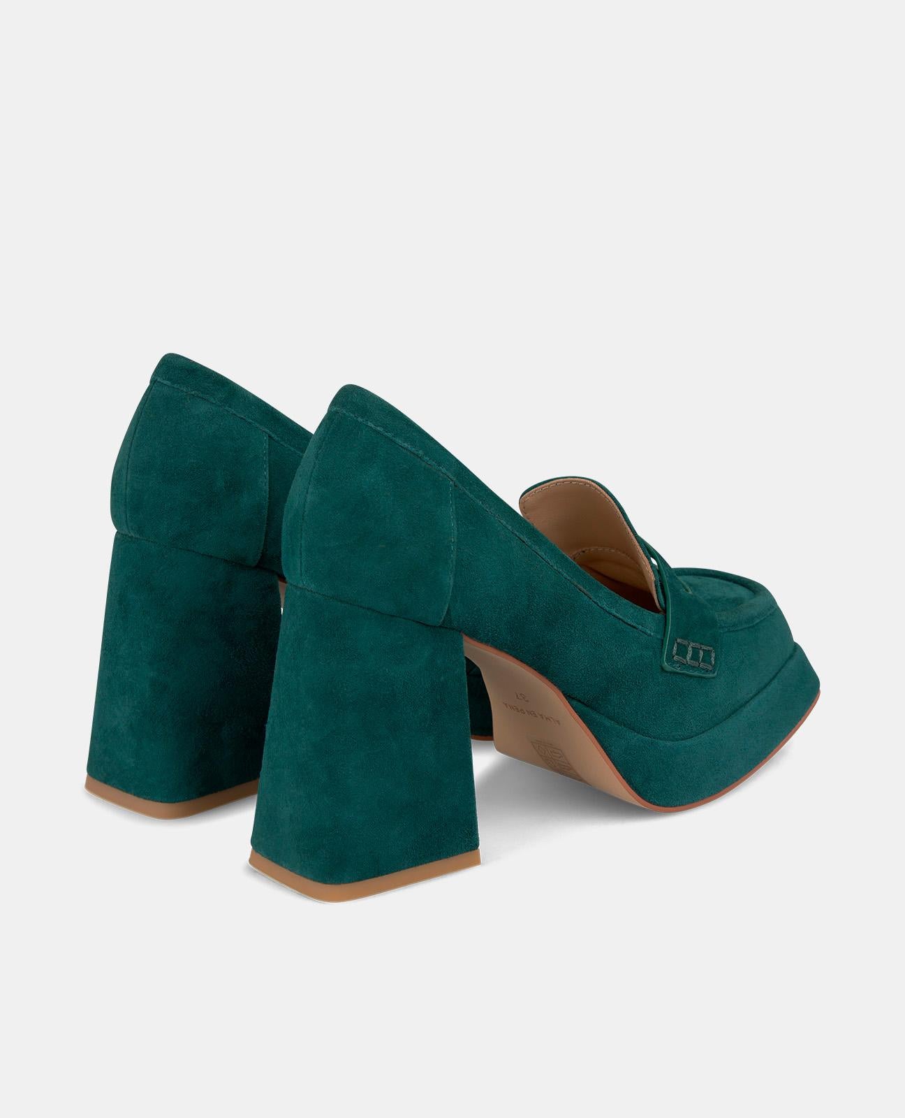 CHAUSSURE À TALON COMPENSÉ