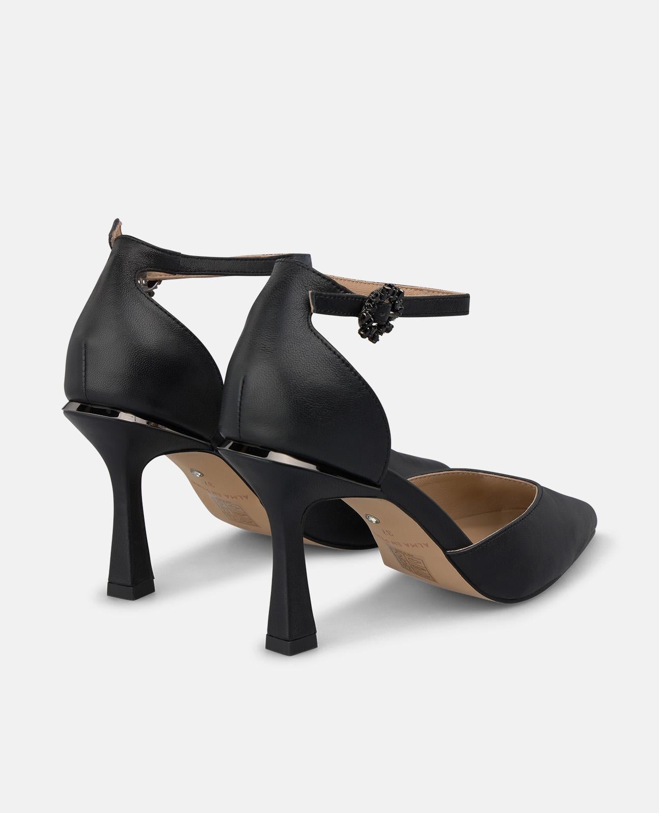 ZAPATO TACÓN NAPA CON CIERRE PULSERA