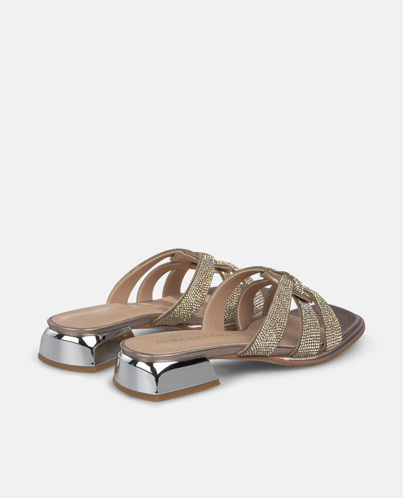 SANDALIA PLANA TRIPLE TIRAS