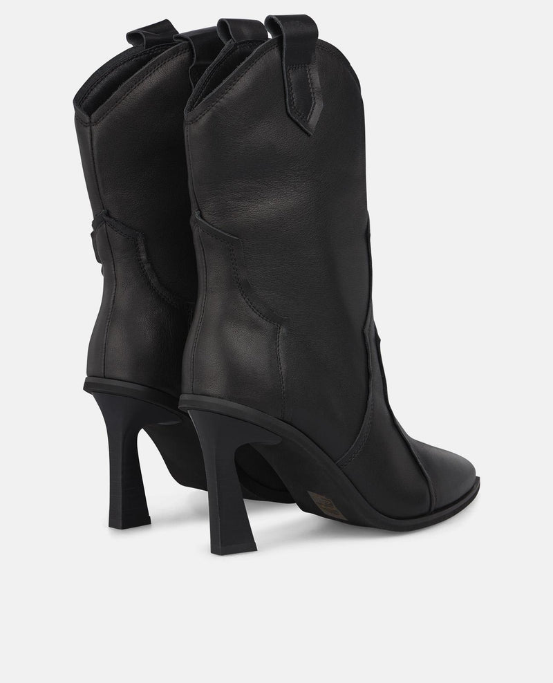 BOTÍN BORDADO TACÓN