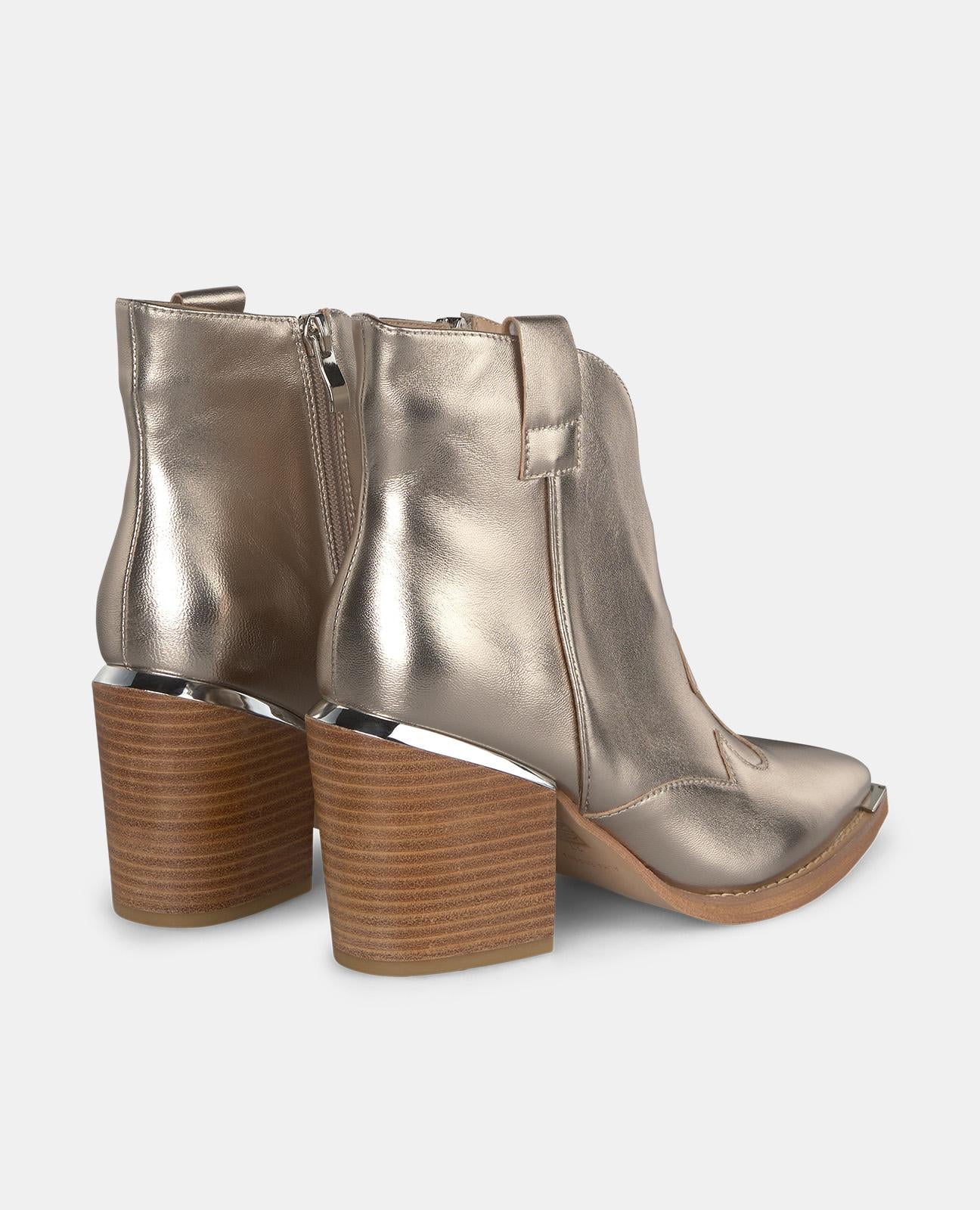 STIEFELETTE FERSE VORNE OFFEN