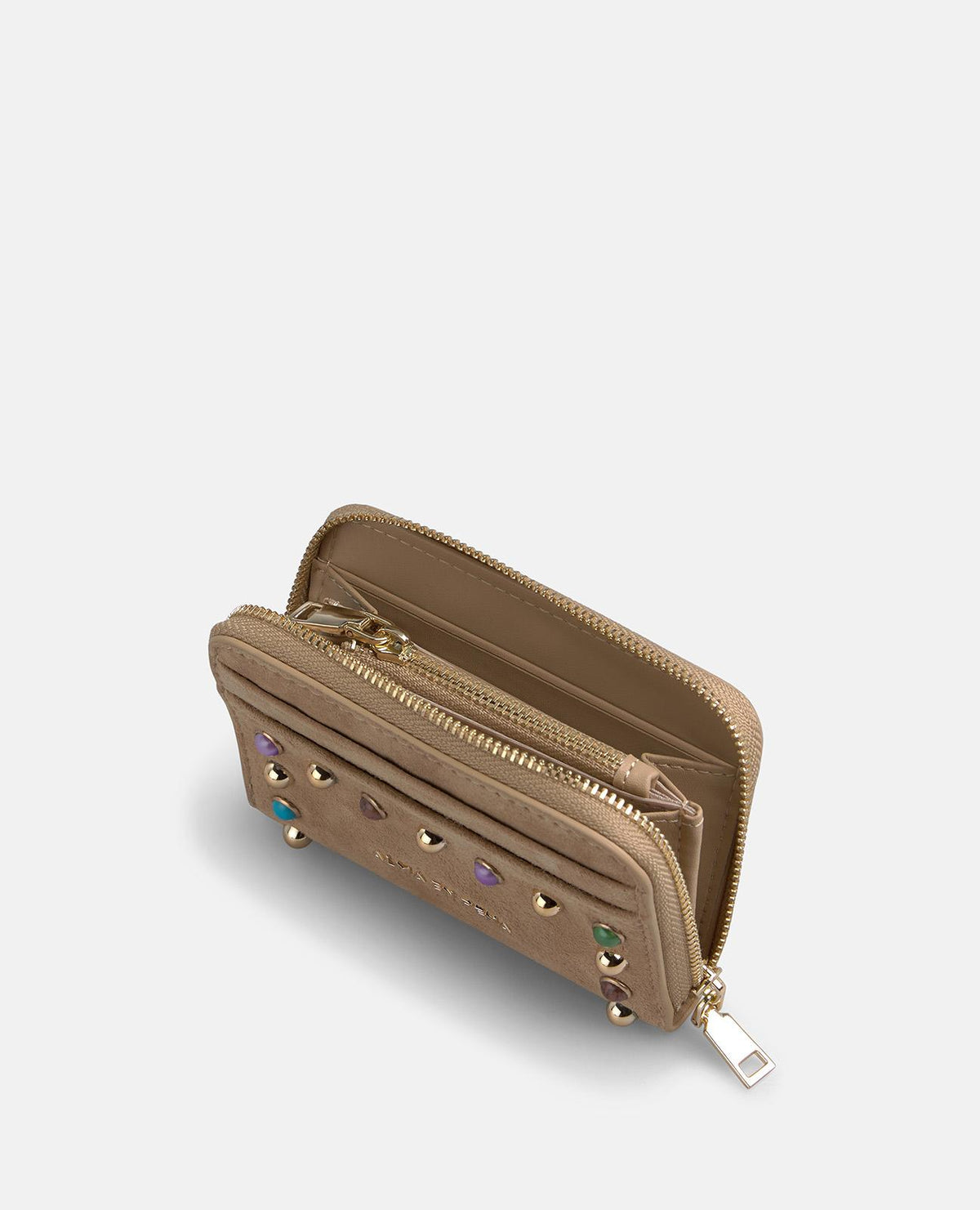 CARTERA DE ANTE CON TACHAS METÁLICAS