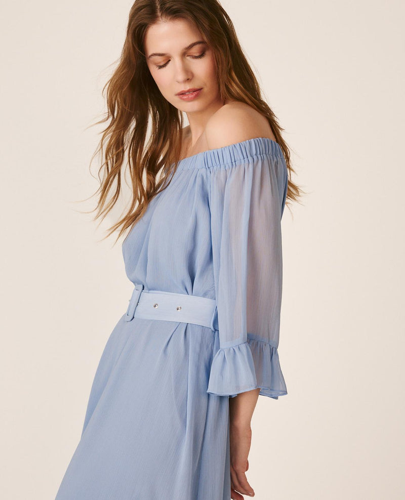 VESTIDO MÉDIO COM MANGAS FOLHADAS