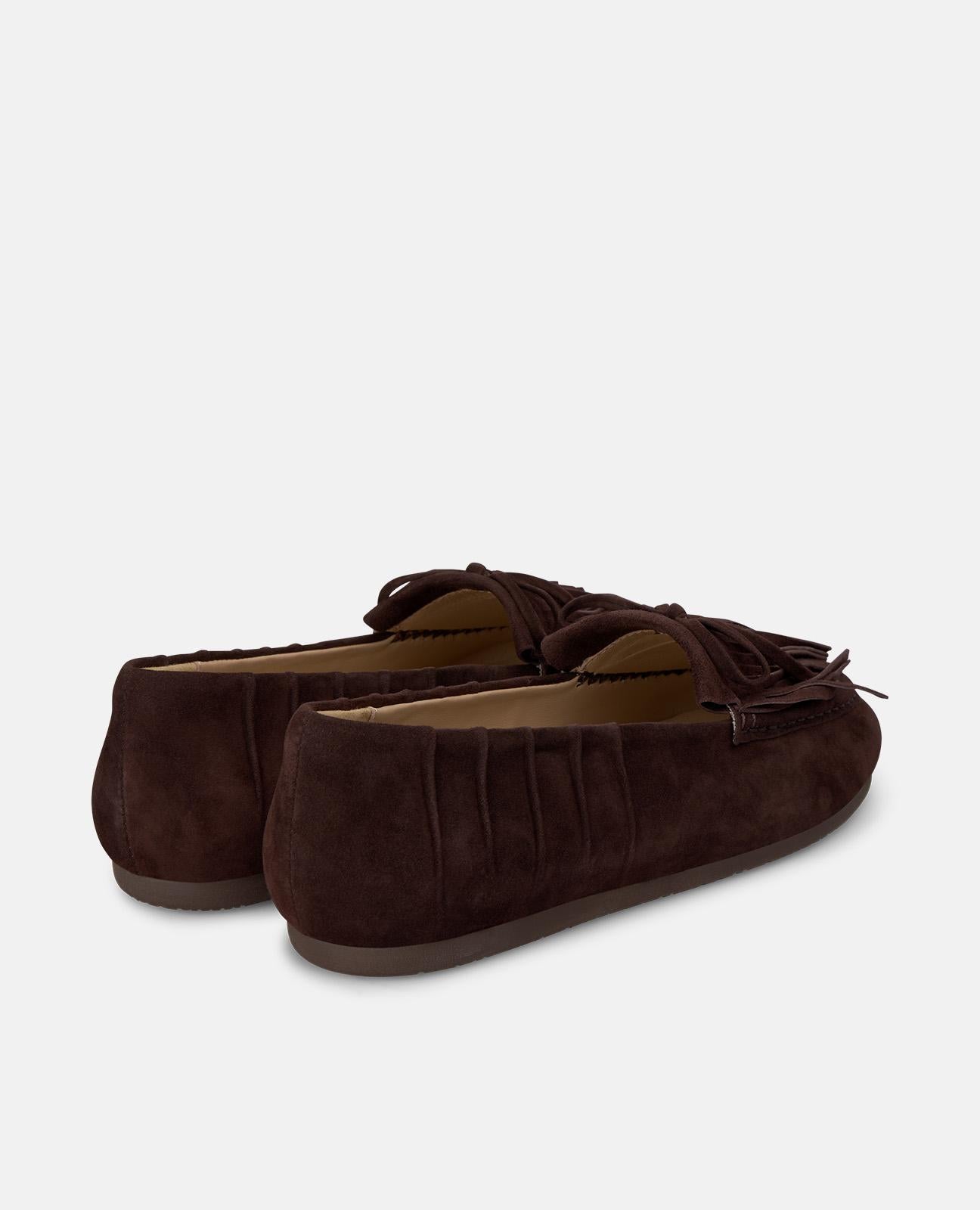 MOCASÍN DE ANTE CON FLECOS