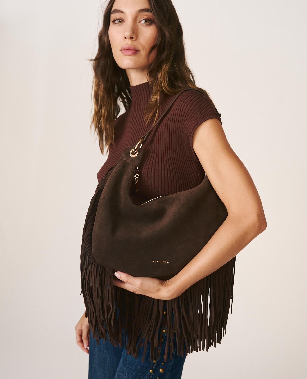 BOLSO MEDIA LUNA PIEL CON FLECOS