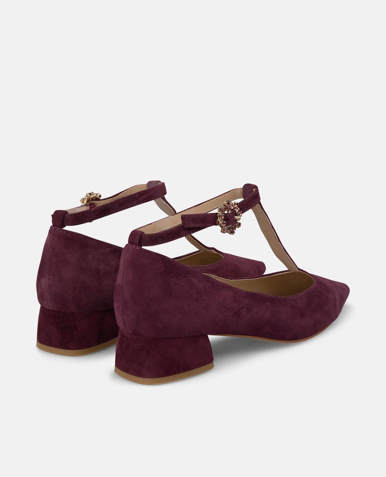 ZAPATO TACÓN CHAROL CON HEBILLA