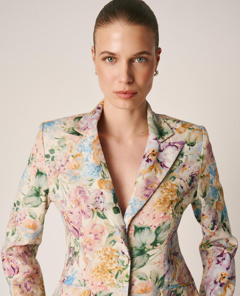 BLAZER ESTAMPADA DETALLES