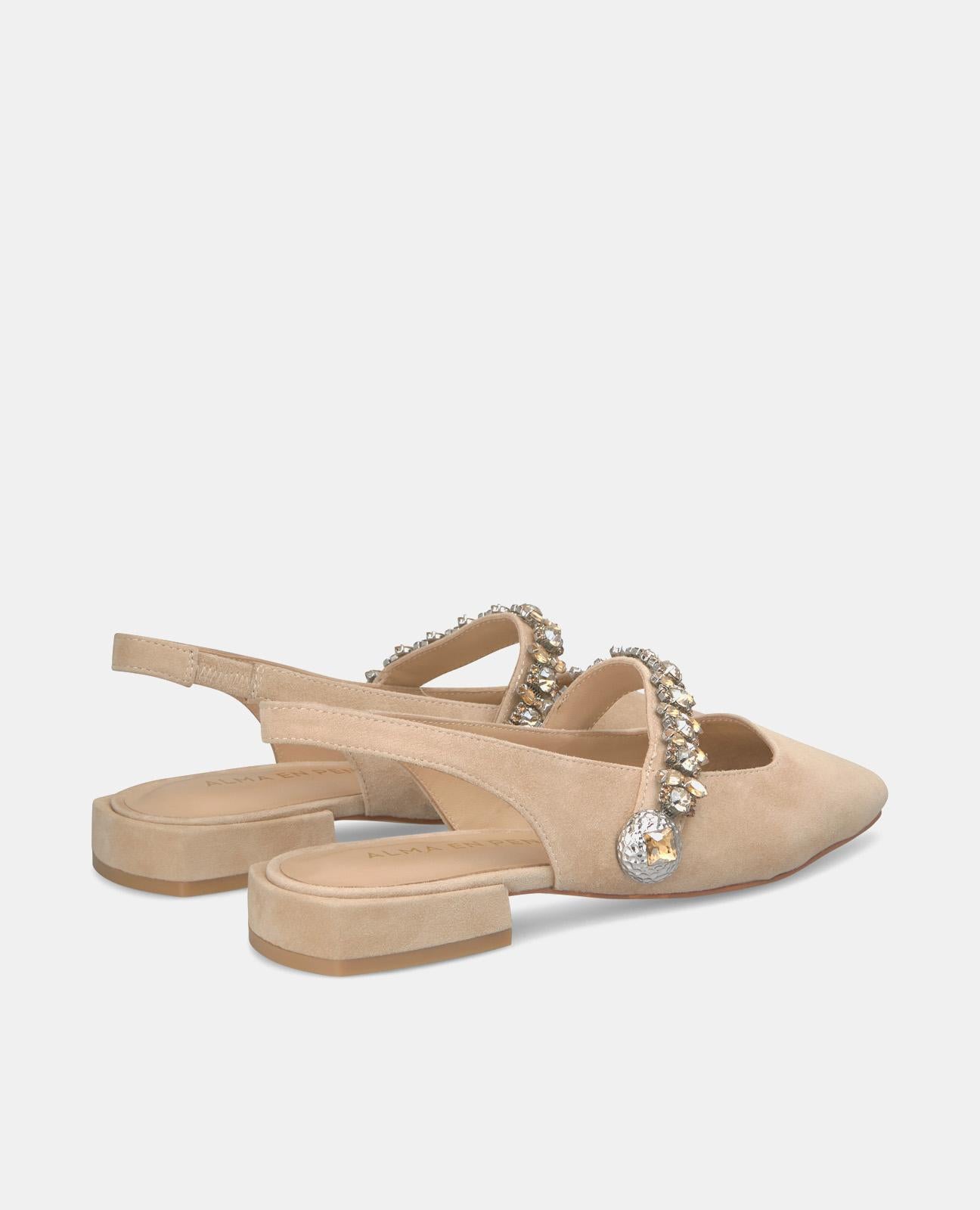 SAPATO RASO COM PORMENOR DE STRASS