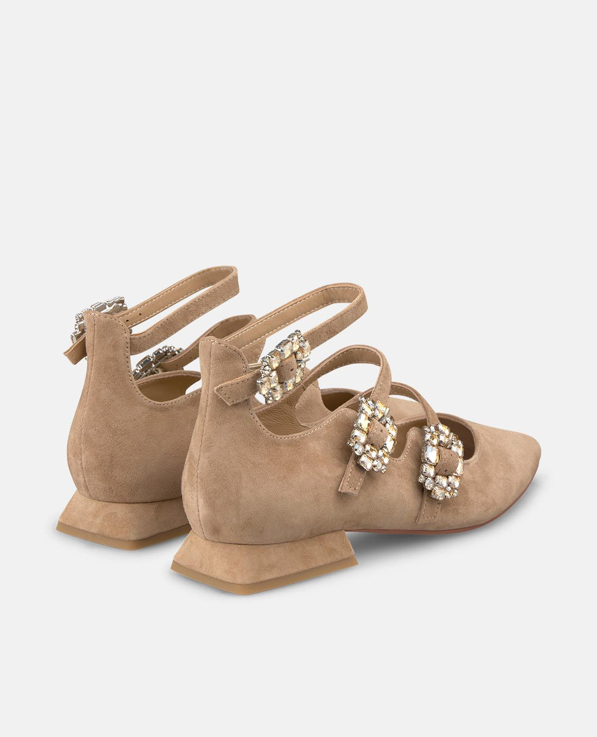 ZAPATO AFILADO HEBILLAS