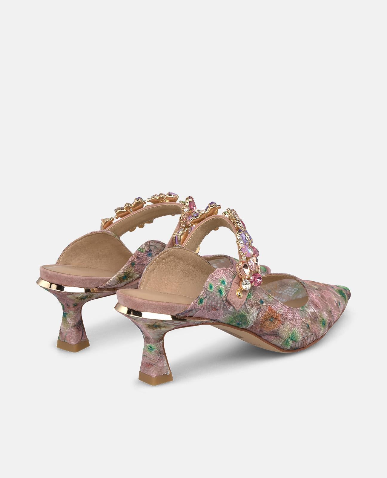 HEELED SALON WITH PEDRIA STRAP