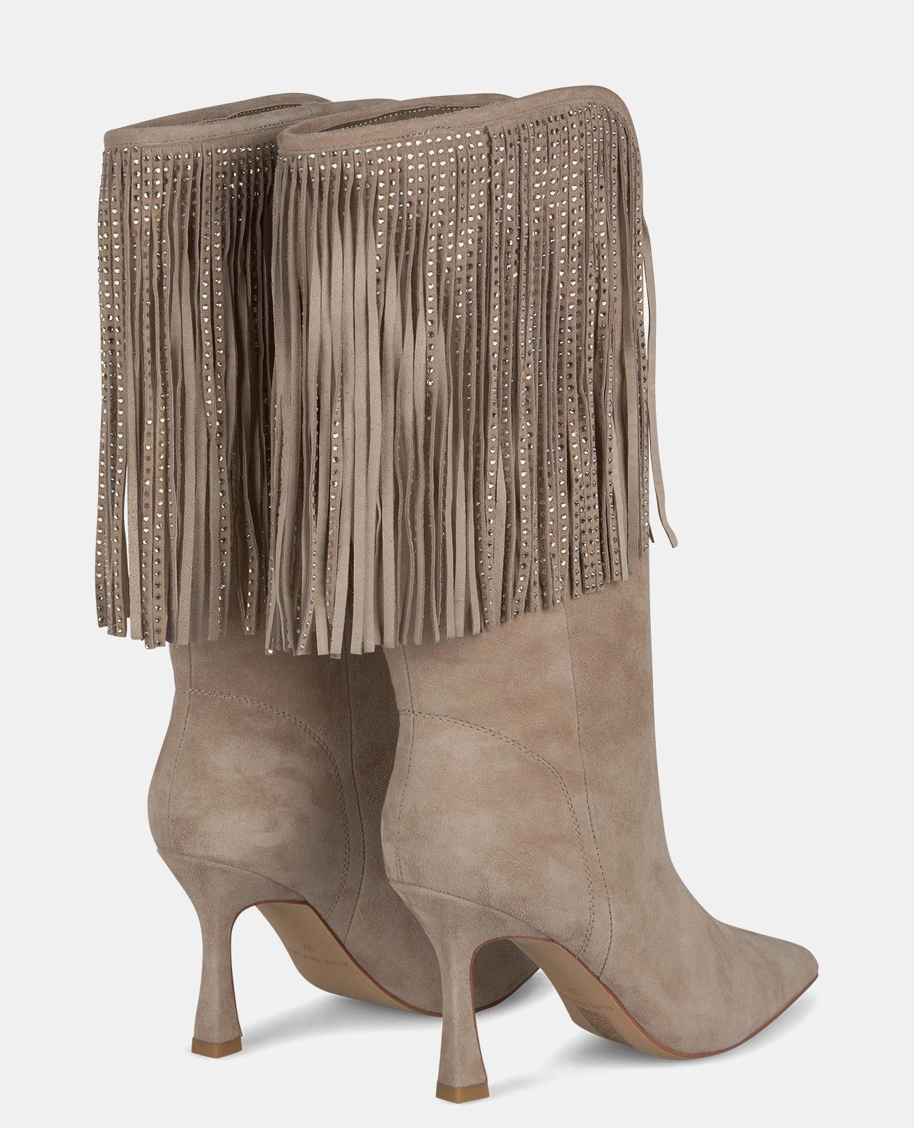 BOTA TACÓN CON FLECOS