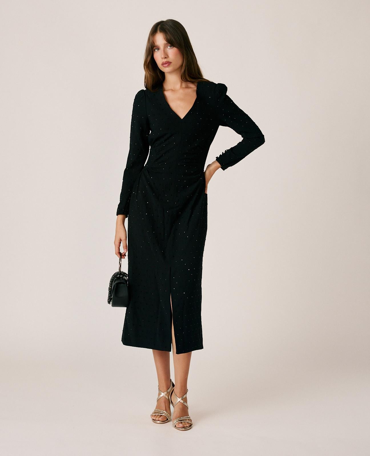 VESTIDO MIDI CREPÉ BRILLANTES