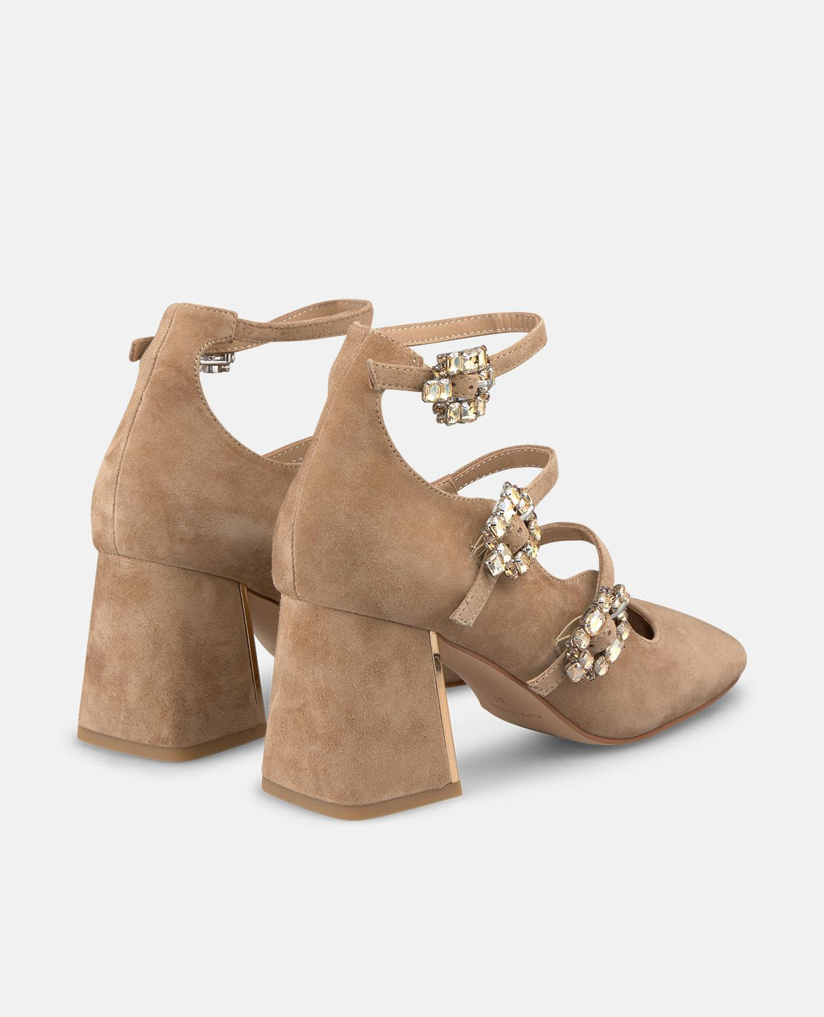 SCARPA CON TACCO E FIBBIE